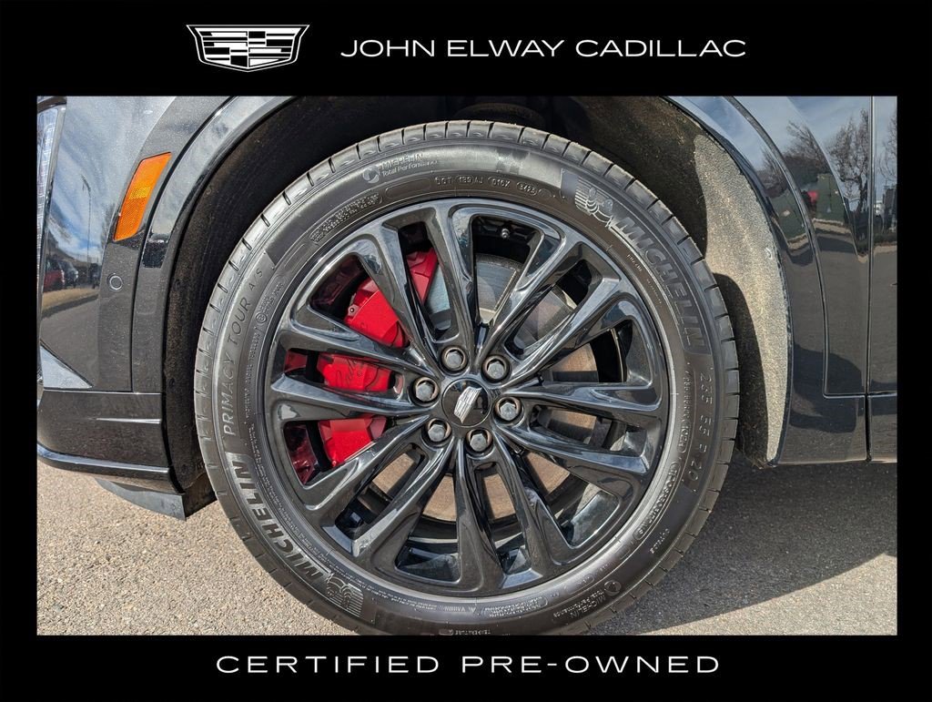 Certified 2024 Cadillac XT6 Sport w/ LPO, ONYX Package image 7
