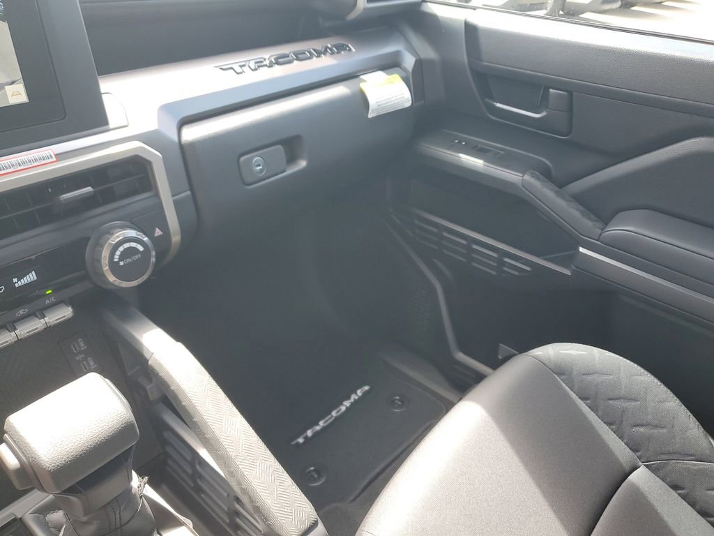 New 2025 Toyota Tacoma SR5 image 27