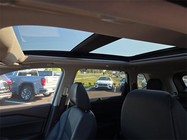 Used 2021 Nissan Rogue SV w/ Premium Package image 24