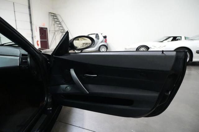 Used 2007 BMW Z4 3.0i image 29
