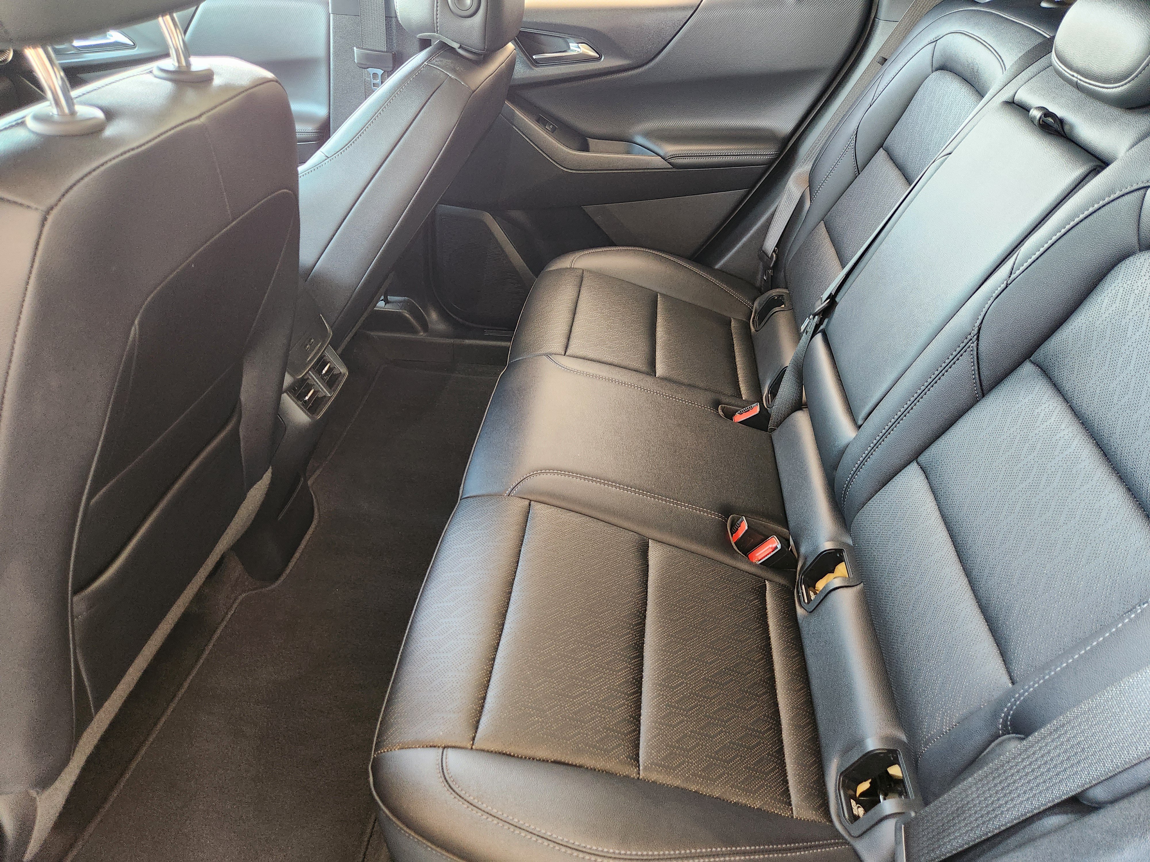Certified 2025 Chevrolet Equinox LT w/ Convenience Package II FWD image 28
