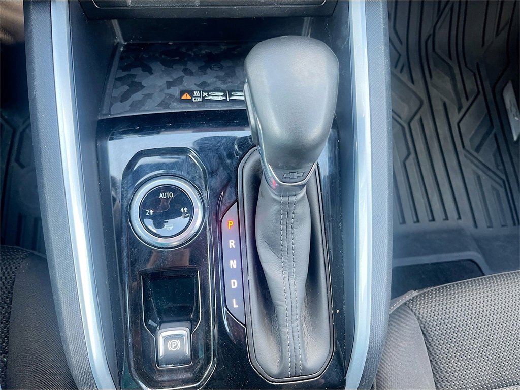 Used 2023 Chevrolet Colorado LT w/ LT Convenience Package II image 17