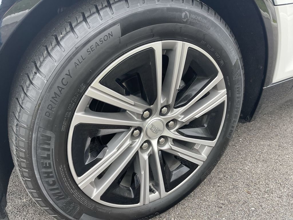 Certified 2024 Cadillac Lyriq Luxury image 10