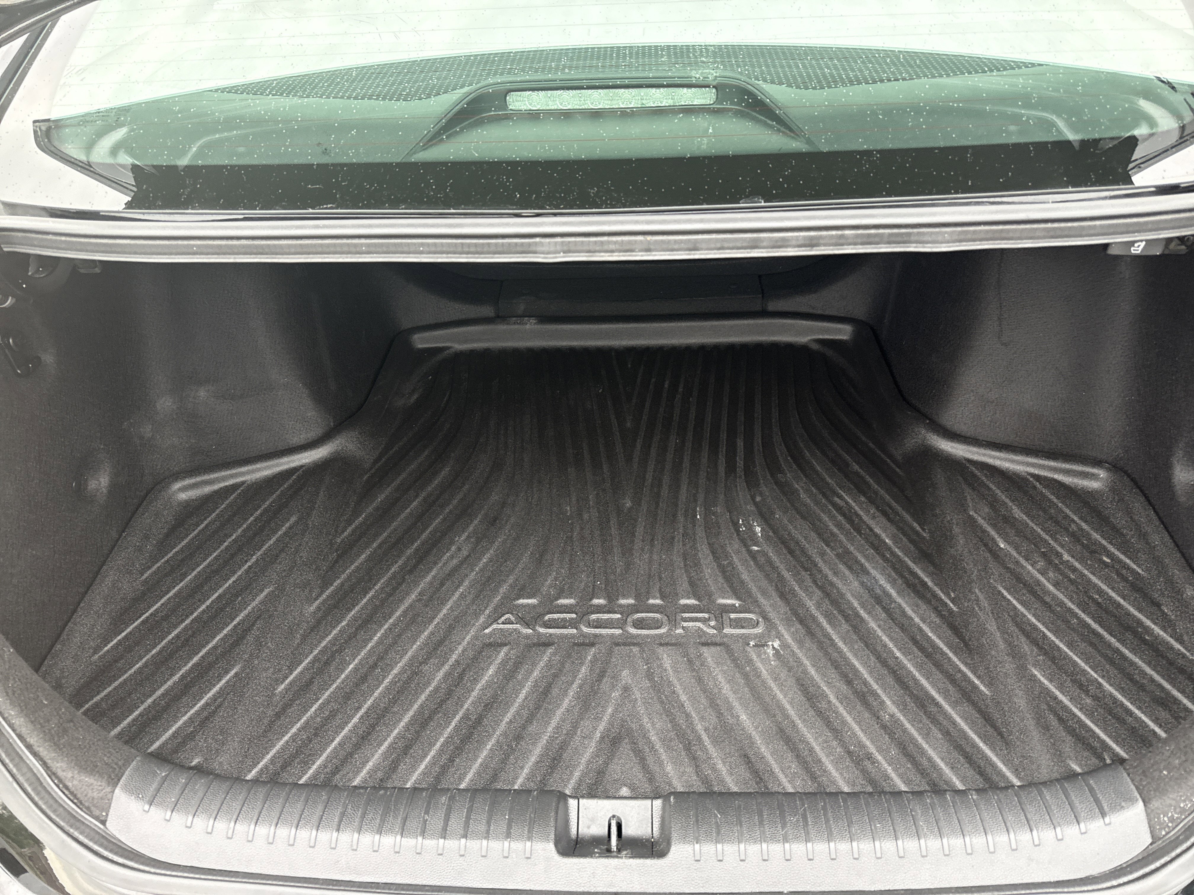 Used 2024 Honda Accord LX image 6