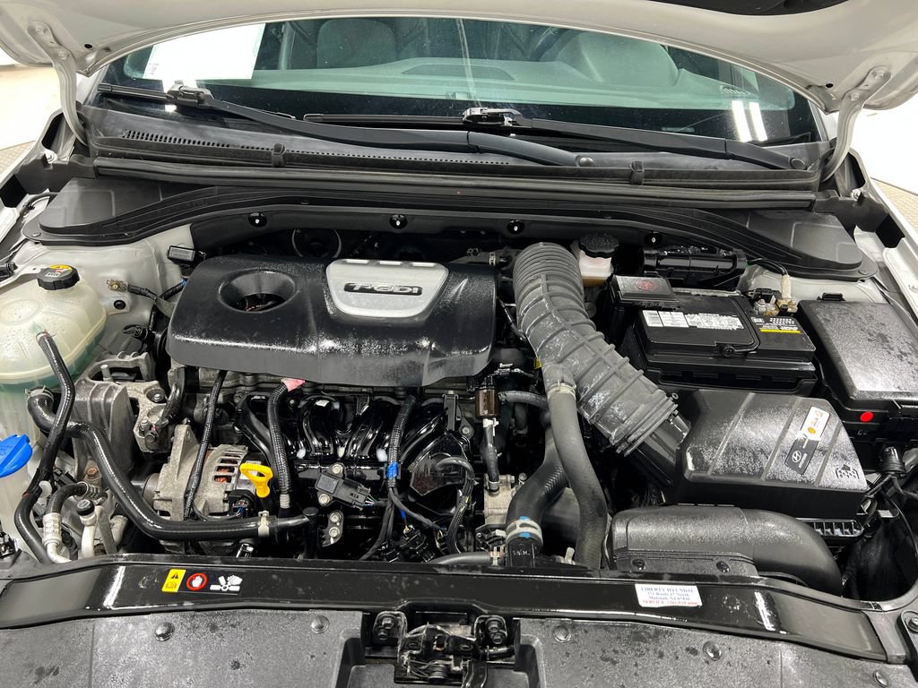 Used 2018 Hyundai Elantra Sport w/ Sport Premium Package 03 FWD image 29