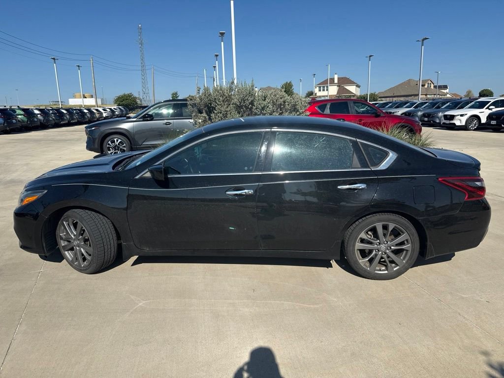 Used 2018 Nissan Altima 2.5 SR w/ SR Special Edition FWD image 8