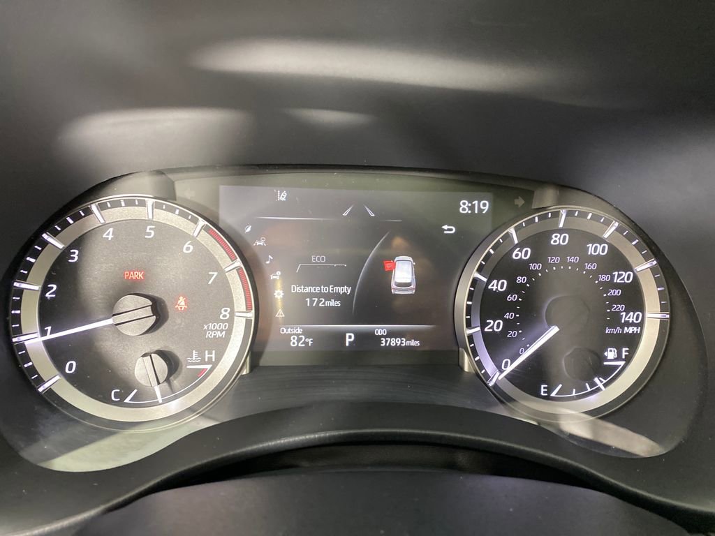 Used 2024 Toyota Highlander XLE image 19