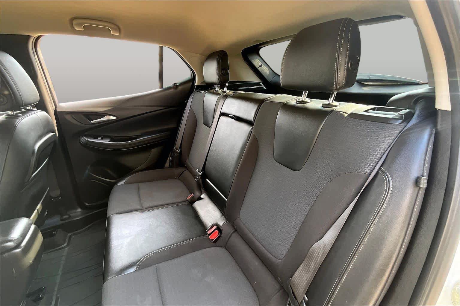 Used 2021 Buick Encore GX Select w/ Sport Touring Package FWD image 20