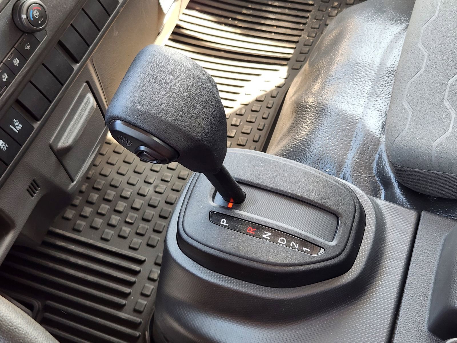 New 2025 Chevrolet Low Cab Forward 4500 XD image 21