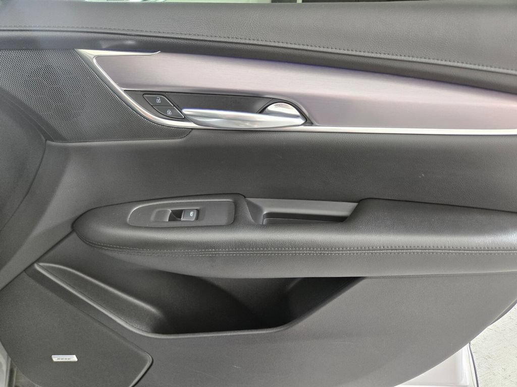Used 2019 Cadillac XT5 Premium Luxury AWD/4WD image 21
