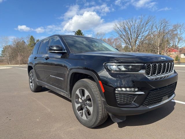 Used 2022 Jeep Grand Cherokee Limited 4xe image 7