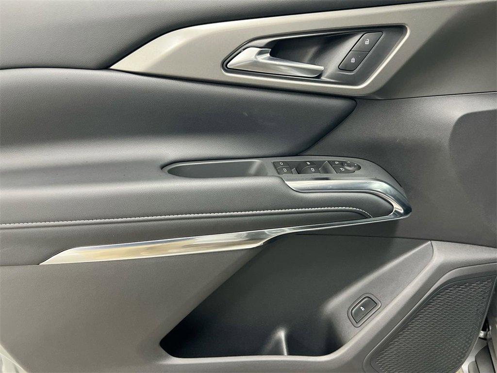 New 2026 Chevrolet Traverse LT w/ Driver Confidence Package image 21