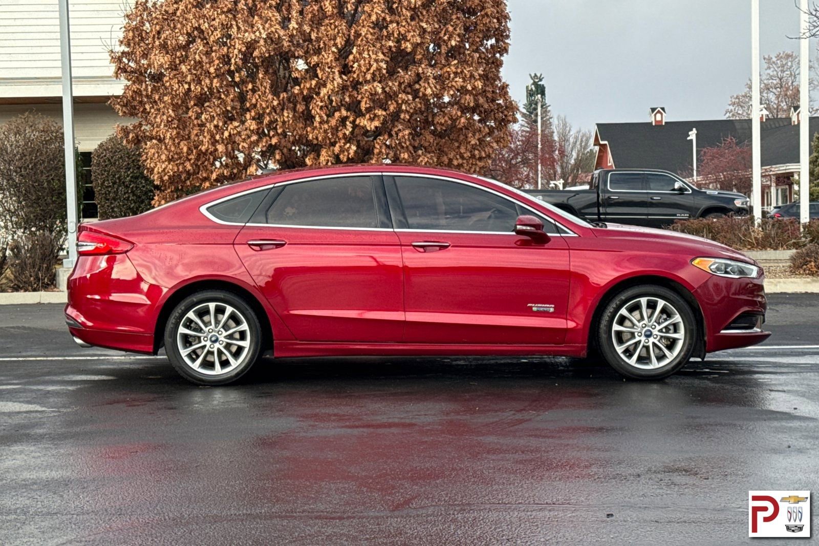 Used 2018 Ford Fusion Energi SE image 3