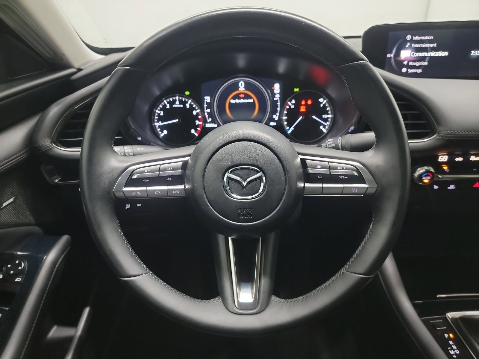 Used 2019 MAZDA MAZDA3 Sedan w/ Preferred Package image 17