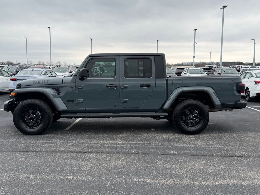 Used 2025 Jeep Gladiator Willys image 8
