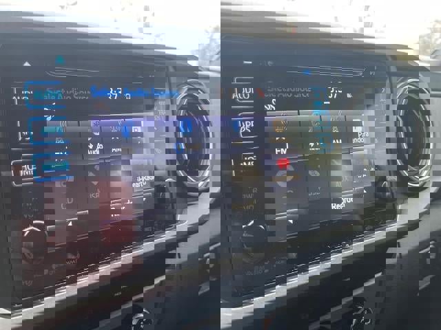 Used 2017 Toyota Tacoma SR5 image 13