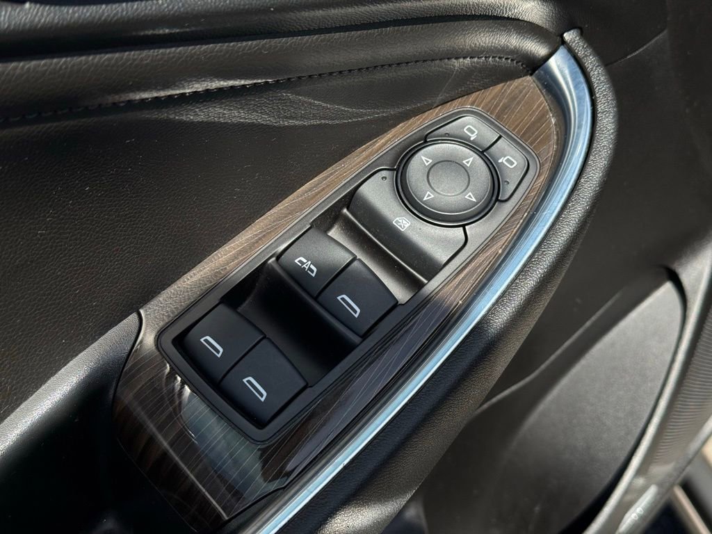 Used 2024 Chevrolet Malibu LT FWD image 11