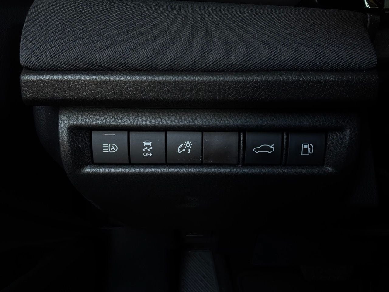 Used 2026 Toyota Camry LE FWD image 23