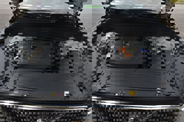 New 2024 Volvo XC90 T8 Plus w/ Protection Package Premier image 19