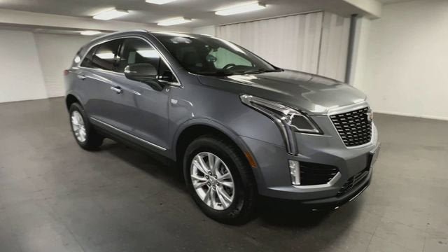 Certified 2022 Cadillac XT5 Luxury FWD image 2