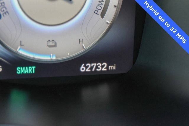 Used 2021 Hyundai Santa Fe Limited w/ Cargo Package image 32