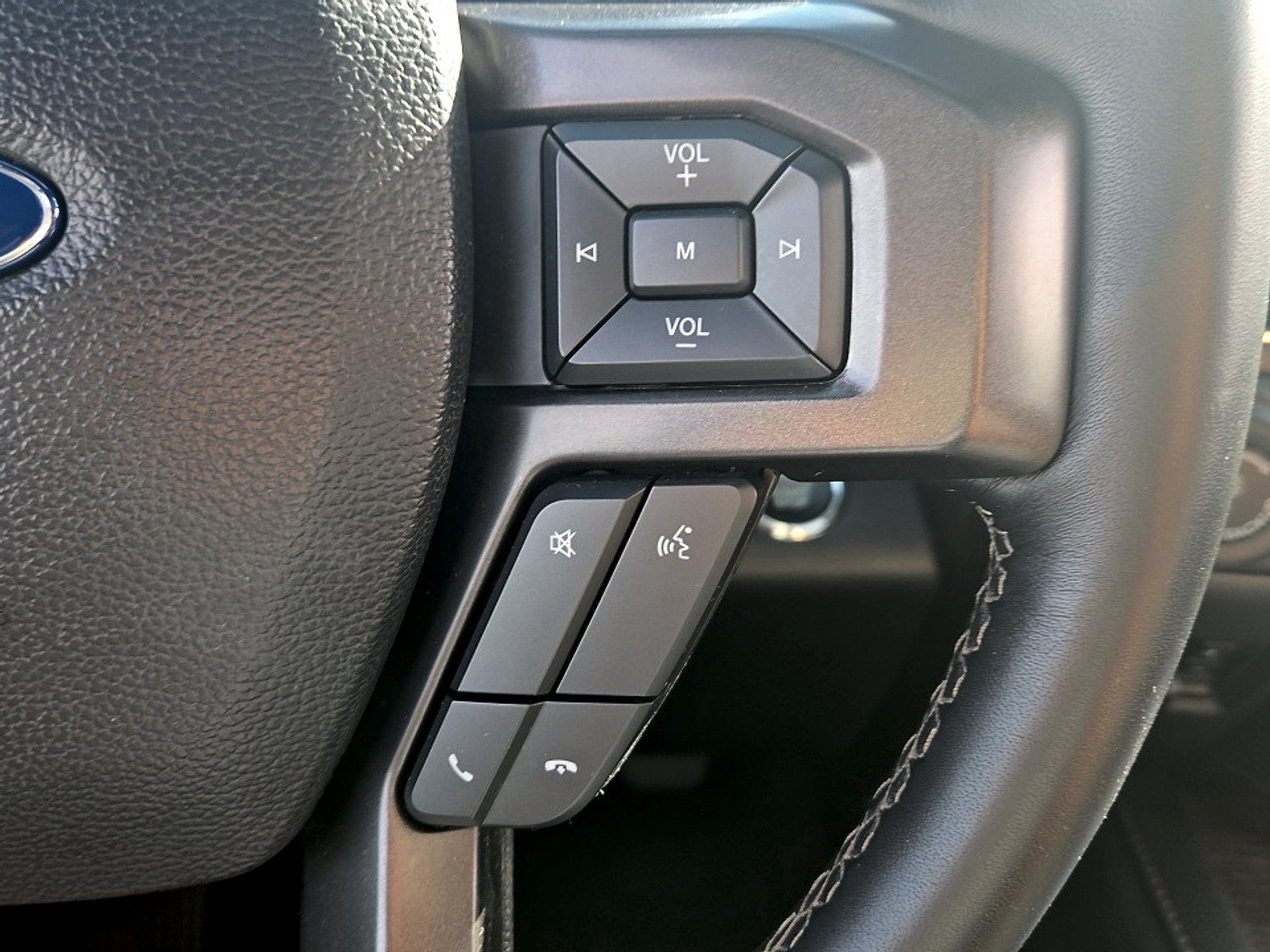 Used 2021 Ford Expedition Max Limited AWD/4WD image 14