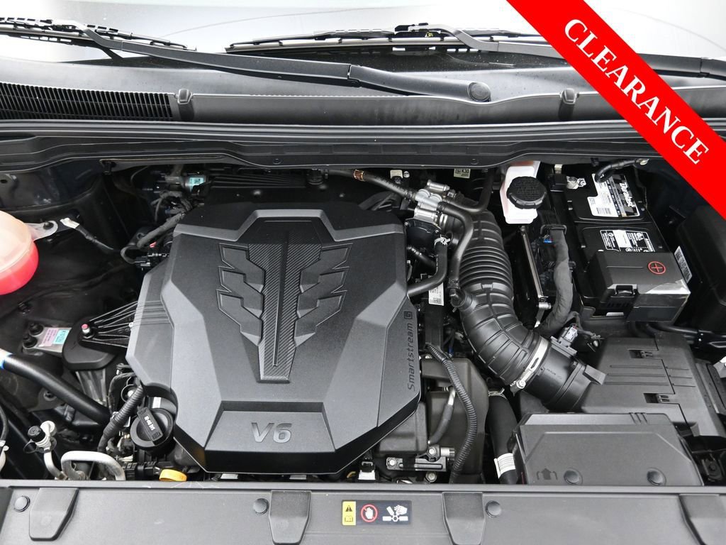 Used 2023 Kia Carnival SX Prestige image 11