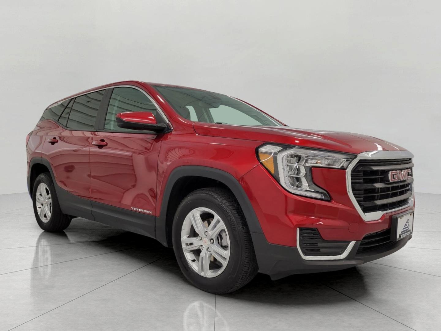 Used 2024 GMC Terrain SLE