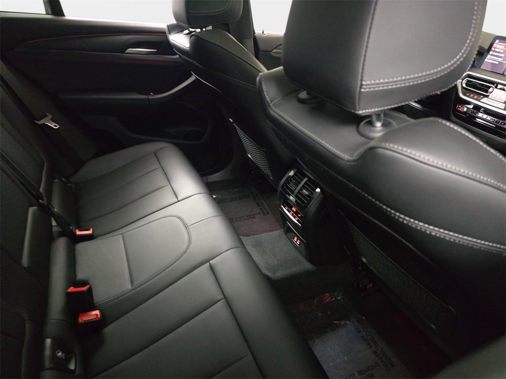 Used 2023 BMW X4 xDrive30i w/ M Sport Package image 13