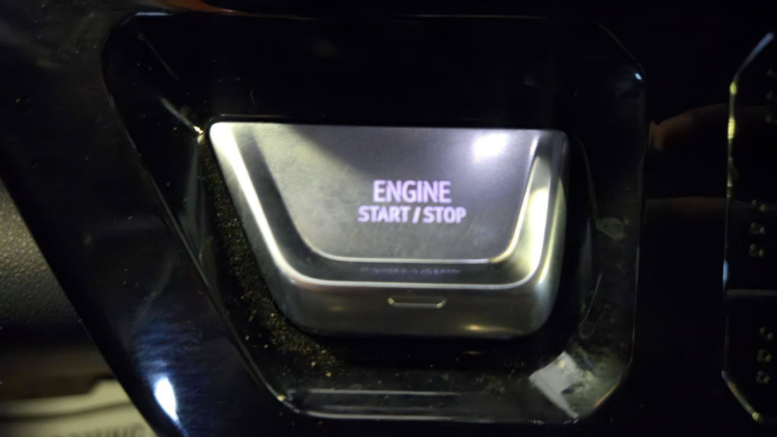 Used 2023 GMC Sierra 1500 AT4 w/ Technology Package AWD/4WD image 18