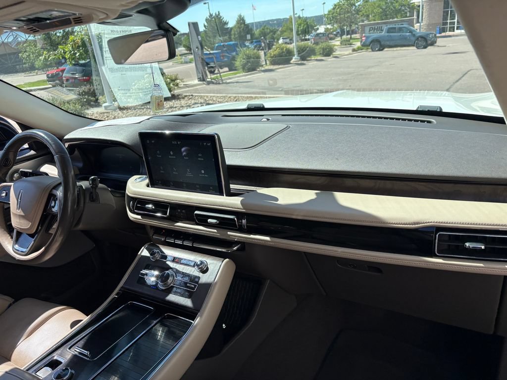 Used 2020 Lincoln Aviator Reserve w/ Equipment Group 202A AWD/4WD image 31