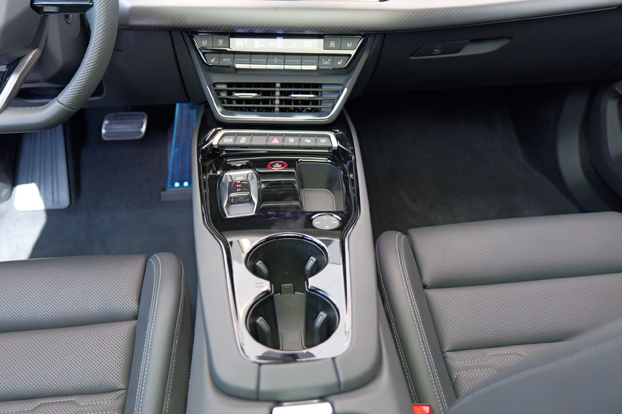 New 2026 Audi S e-tron GT Prestige image 35