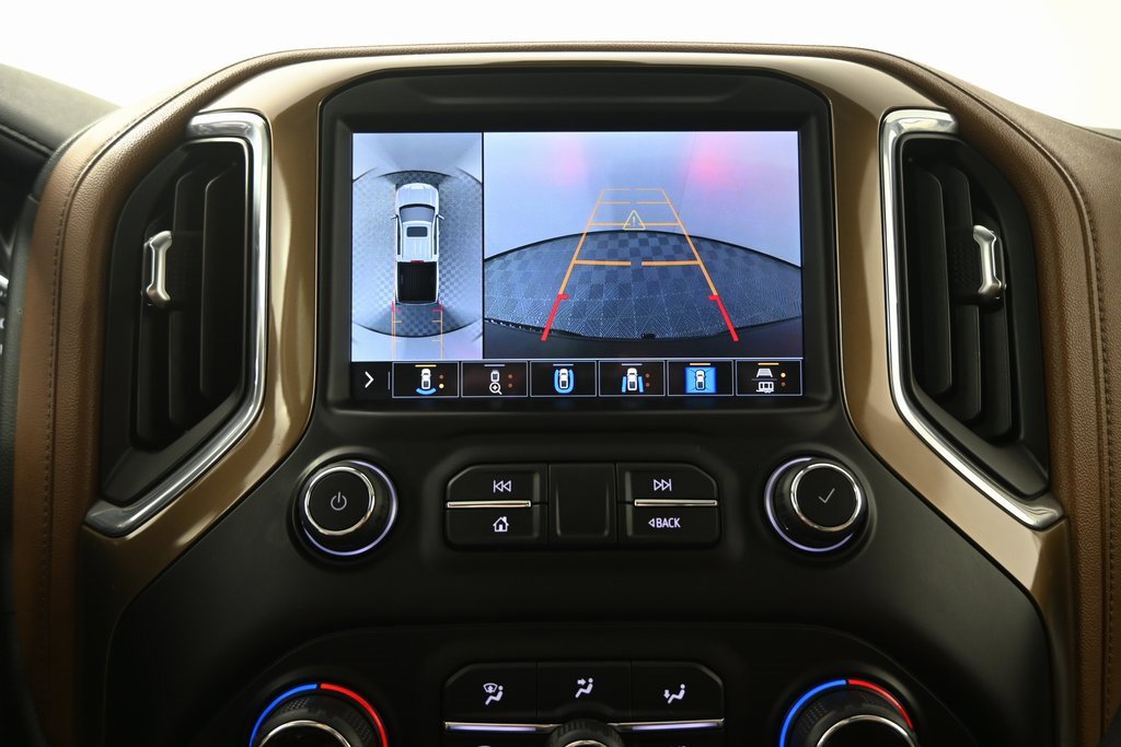 Used 2021 Chevrolet Silverado 1500 High Country w/ Technology Package image 34