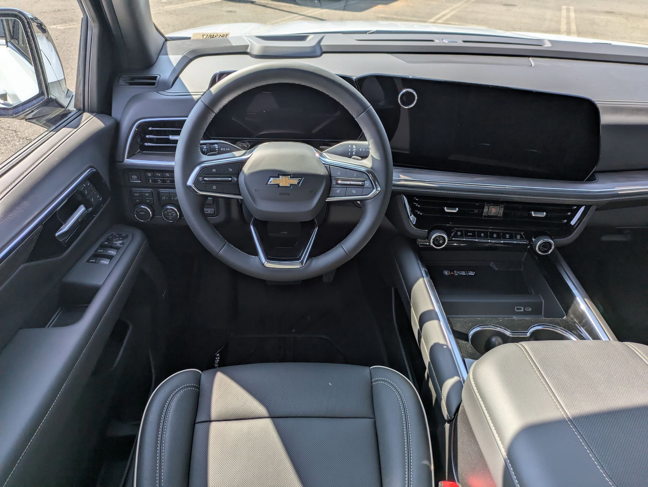 New 2026 Chevrolet Suburban Premier image 14