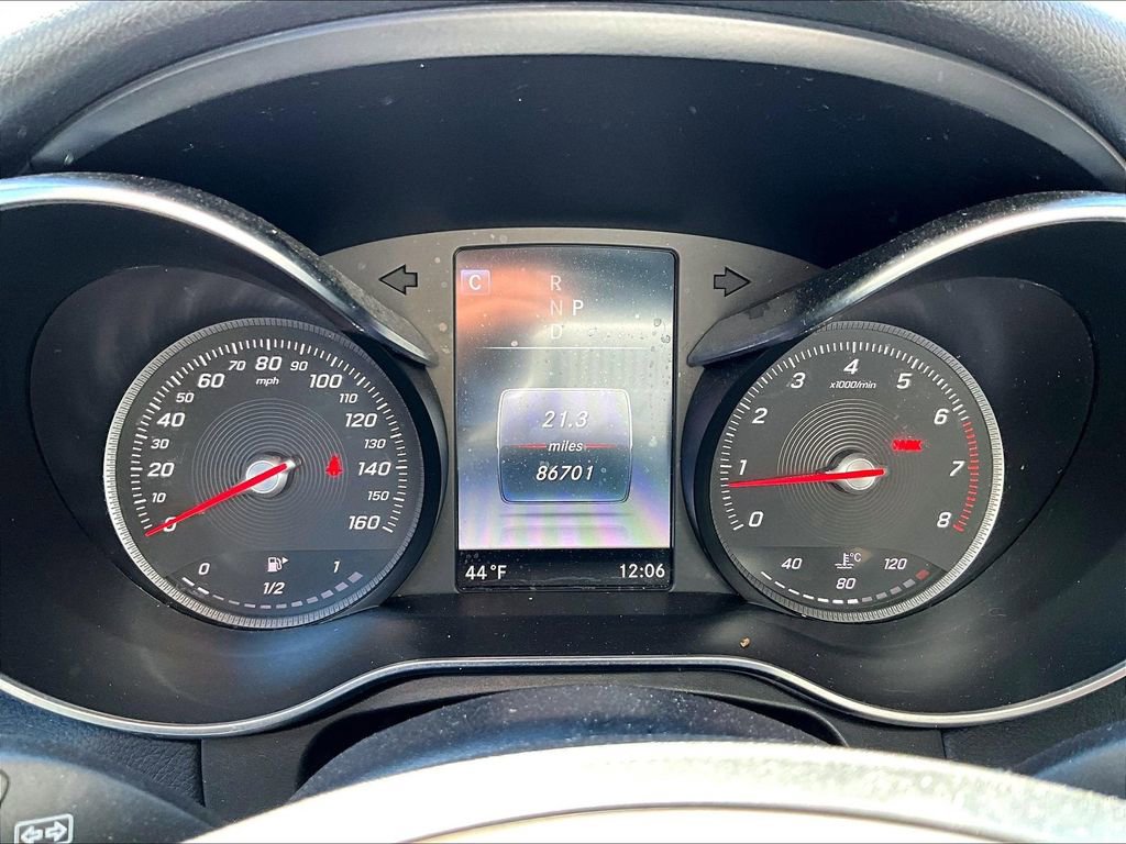 Used 2017 Mercedes-Benz GLC 300 4MATIC image 16