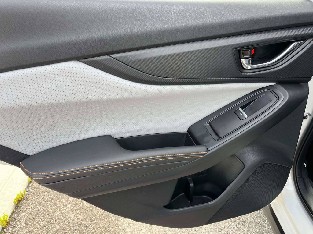 Used 2019 Subaru Crosstrek 2.0i Limited w/ Moonroof Package w/Navigation AWD/4WD image 5