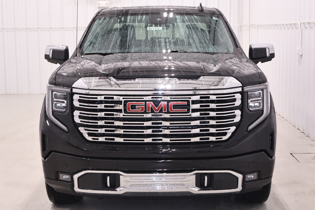 Used 2024 GMC Sierra 1500 Denali w/ Denali Reserve Package AWD/4WD image 5