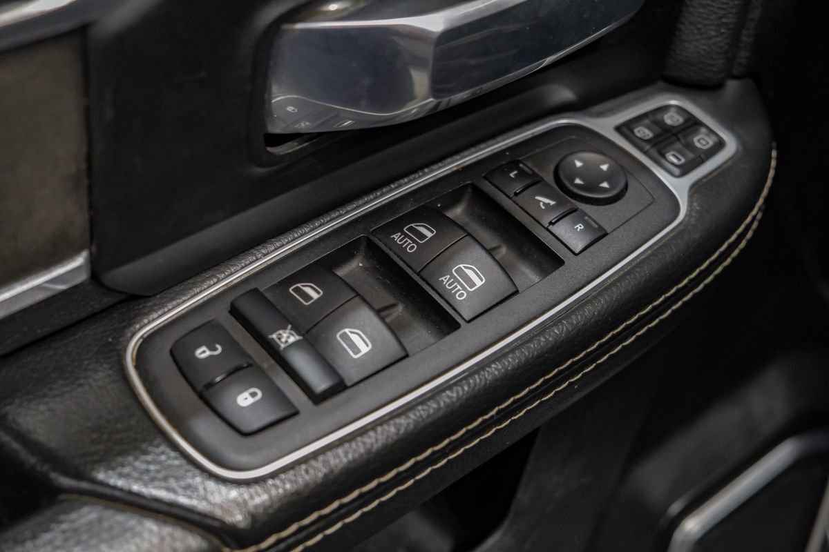 Used 2024 RAM 3500 Laramie w/ Night Edition image 44