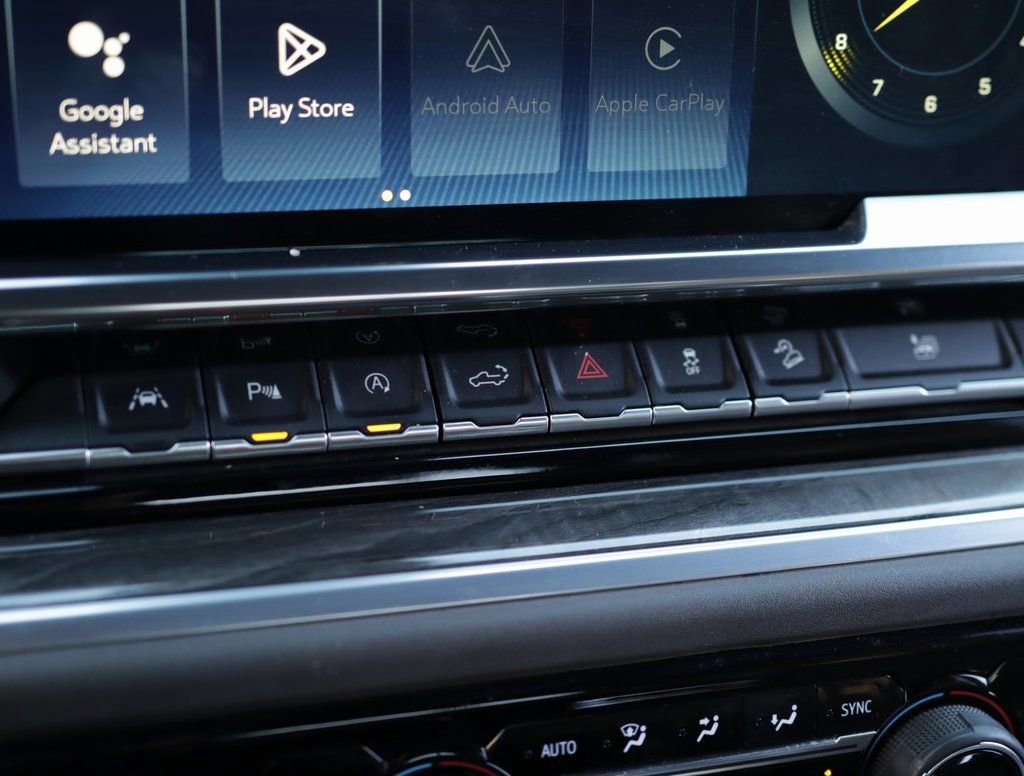 Used 2022 Chevrolet Silverado 1500 LTZ image 17