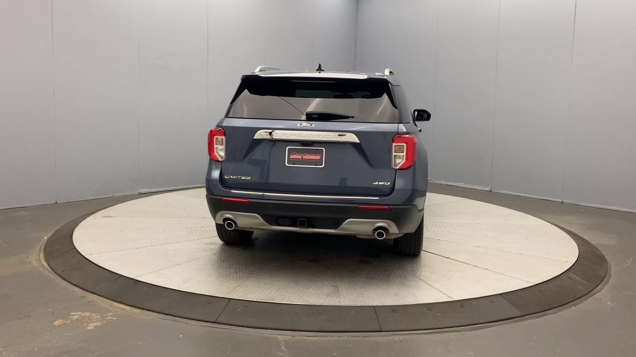 Used 2021 Ford Explorer Limited w/ Equipment Group 301A AWD/4WD image 4