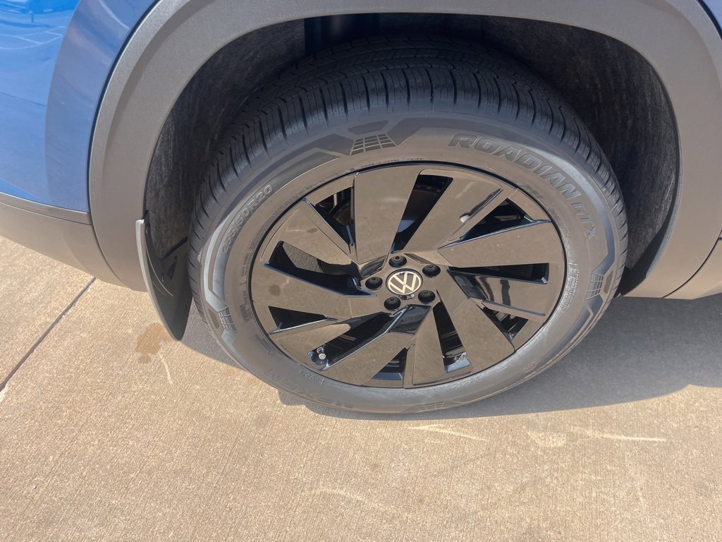 New 2025 Volkswagen Atlas Cross Sport SE image 20