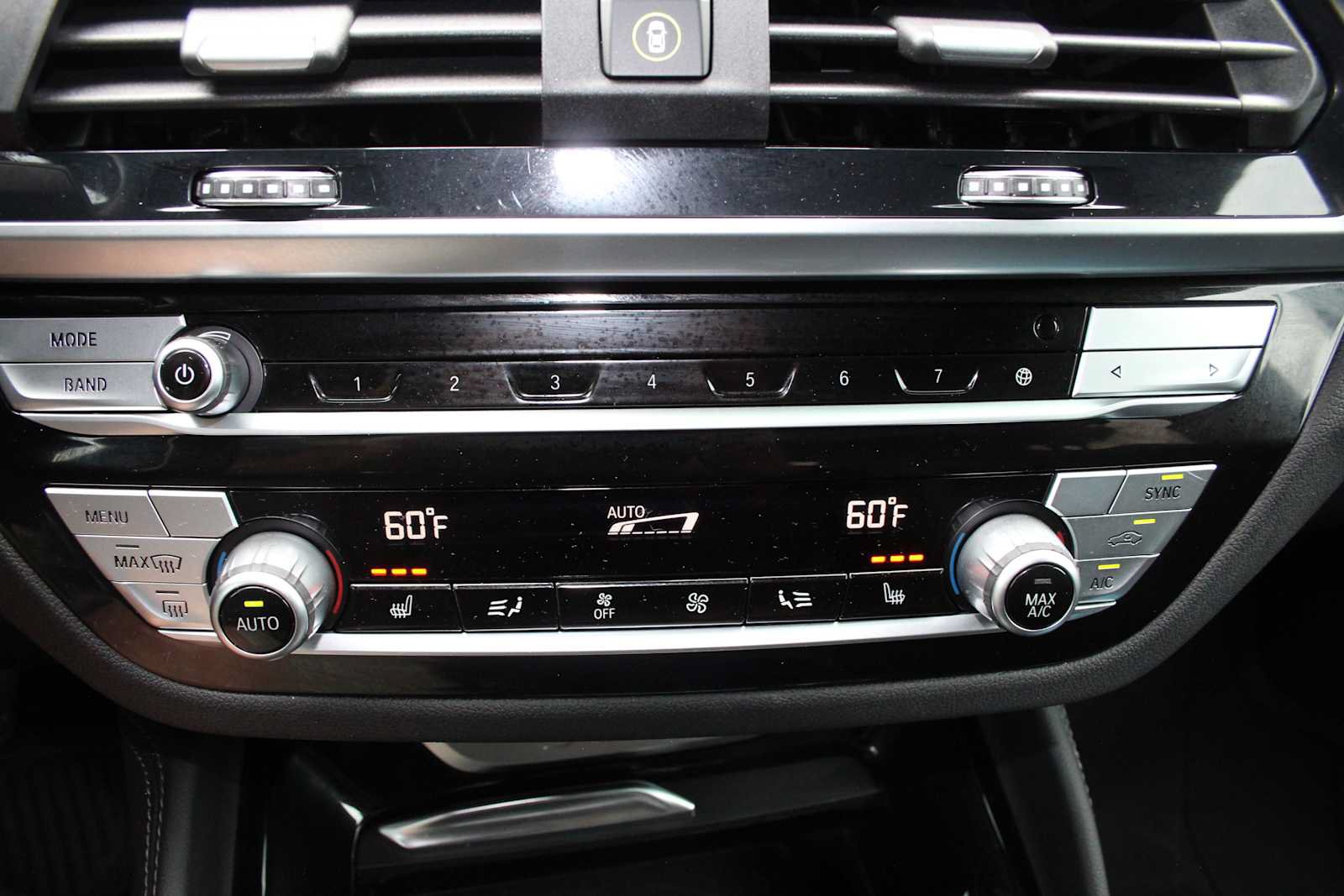 Used 2021 BMW X4 xDrive30i w/ Executive Package AWD/4WD image 38