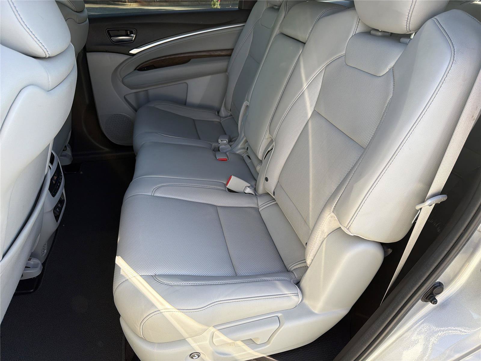 Used 2020 Acura MDX SH-AWD w/ Technology Package image 25
