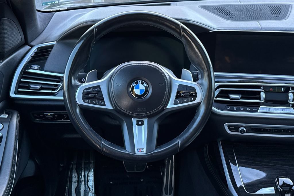 Used 2022 BMW X7 xDrive40i w/ M Sport Package image 15