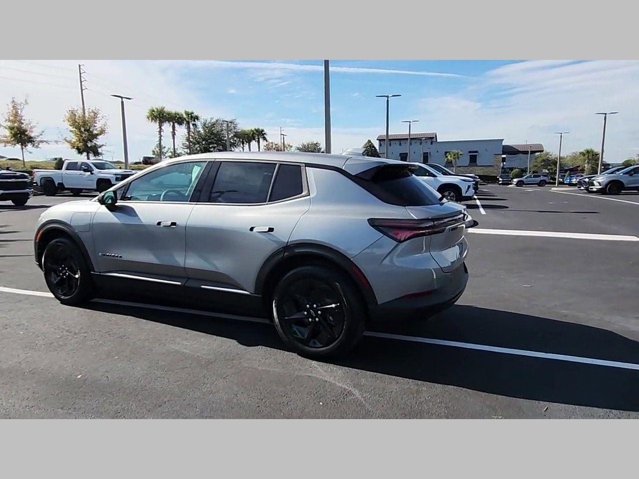 New 2026 Chevrolet Equinox EV LT w/ Comfort Package image 16