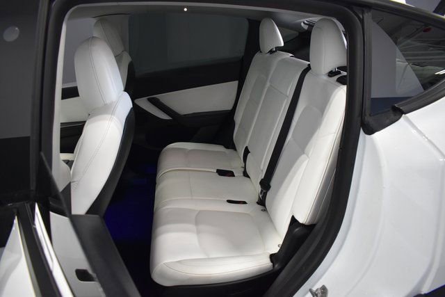 Used 2021 Tesla Model Y Long Range image 31