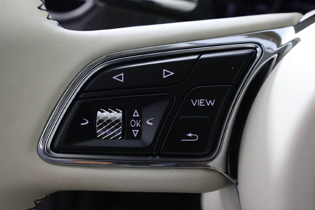 Used 2021 Bentley Flying Spur V8 AWD/4WD image 21