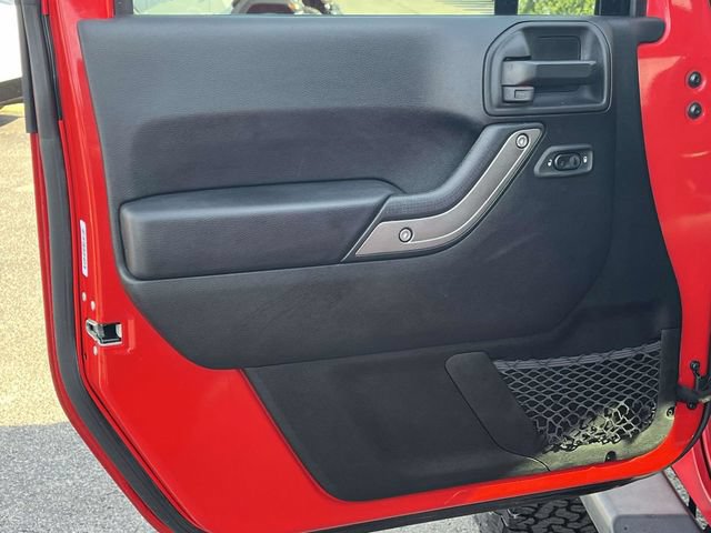 Used 2018 Jeep Wrangler Unlimited Sport S AWD/4WD image 14