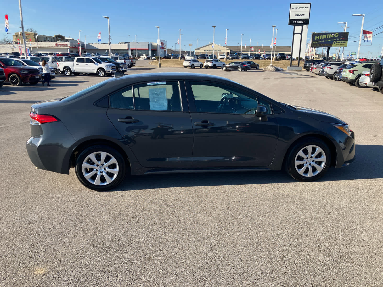 Used 2023 Toyota Corolla LE image 8