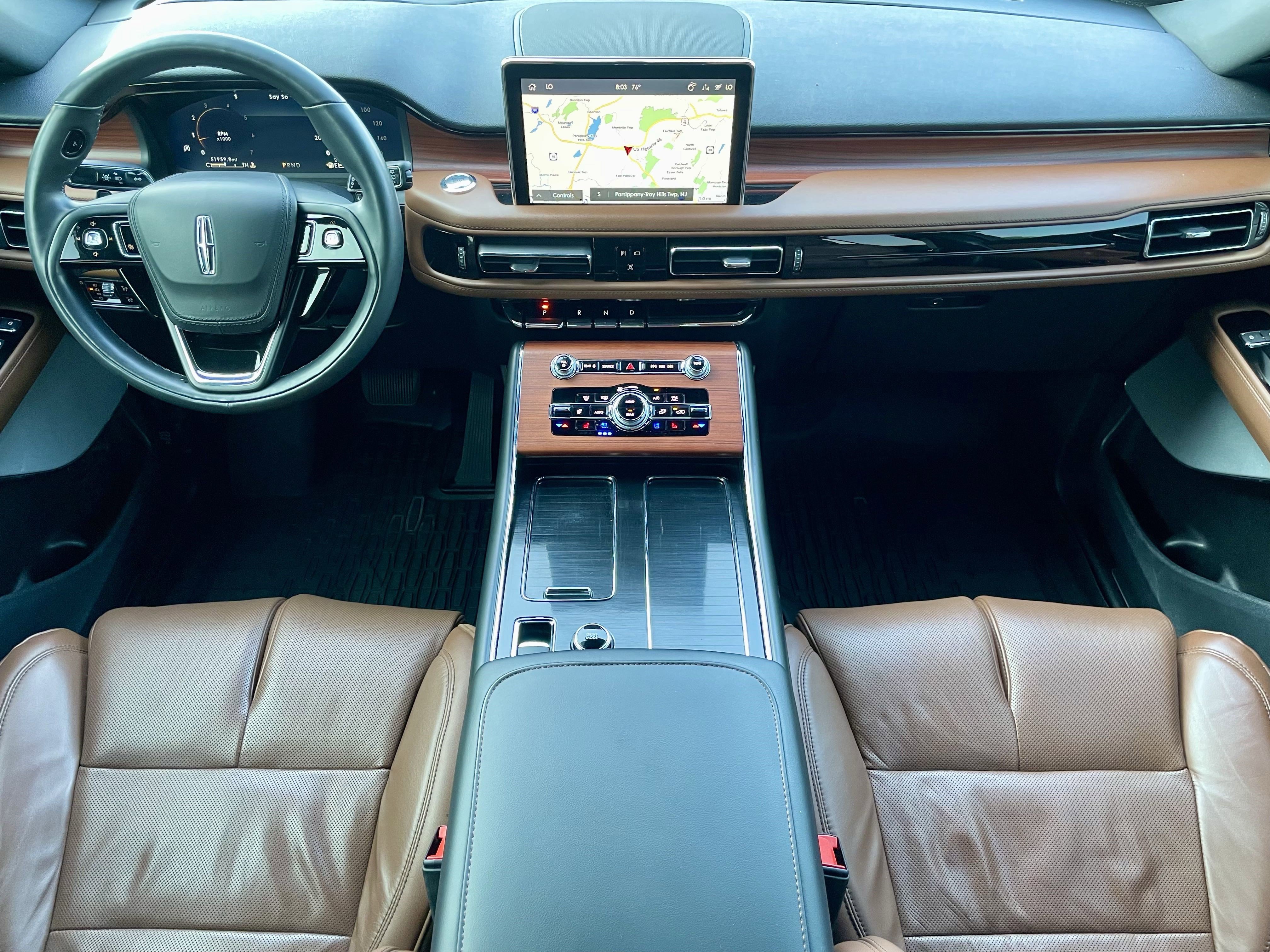 Used 2023 Lincoln Aviator Reserve w/ Equipment Group 201A image 16